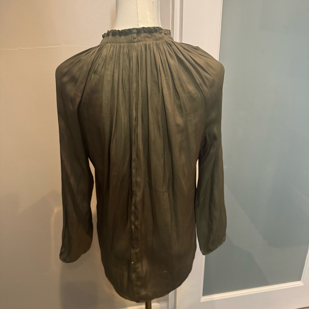 Elegant Olive Green Halston Heritage Blouse - Picture 2 of 6